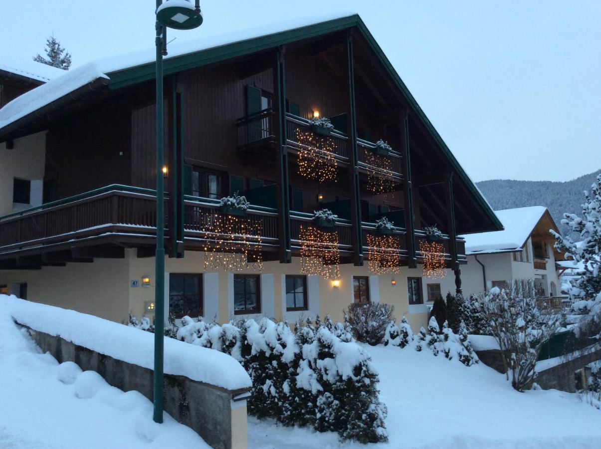 Panorama Garni Ingrid Hotel Dobbiaco Exterior foto